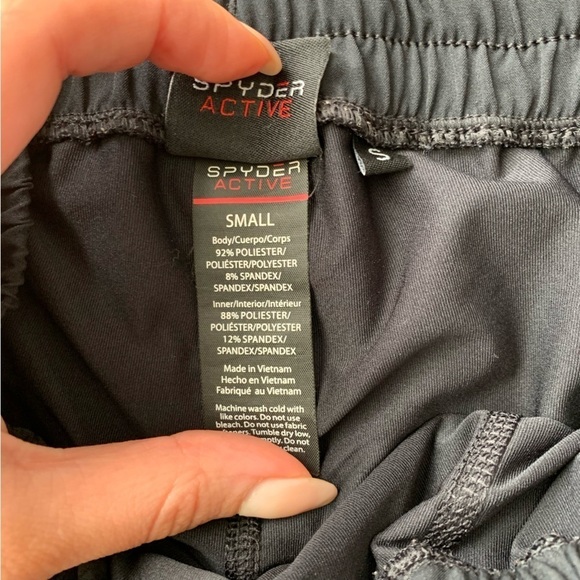 SPYDER Active laser cut double layer running short black size small - Picture 5 of 6